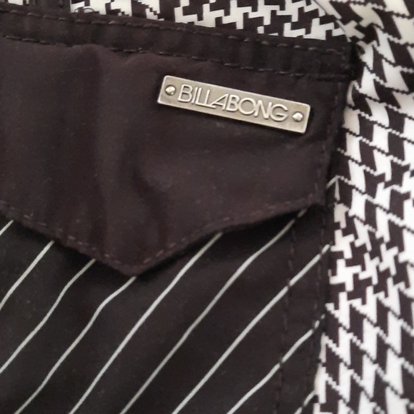 LIMITED EDITION GREENDAY BILLABONG boardshort - Picture 2 of 7